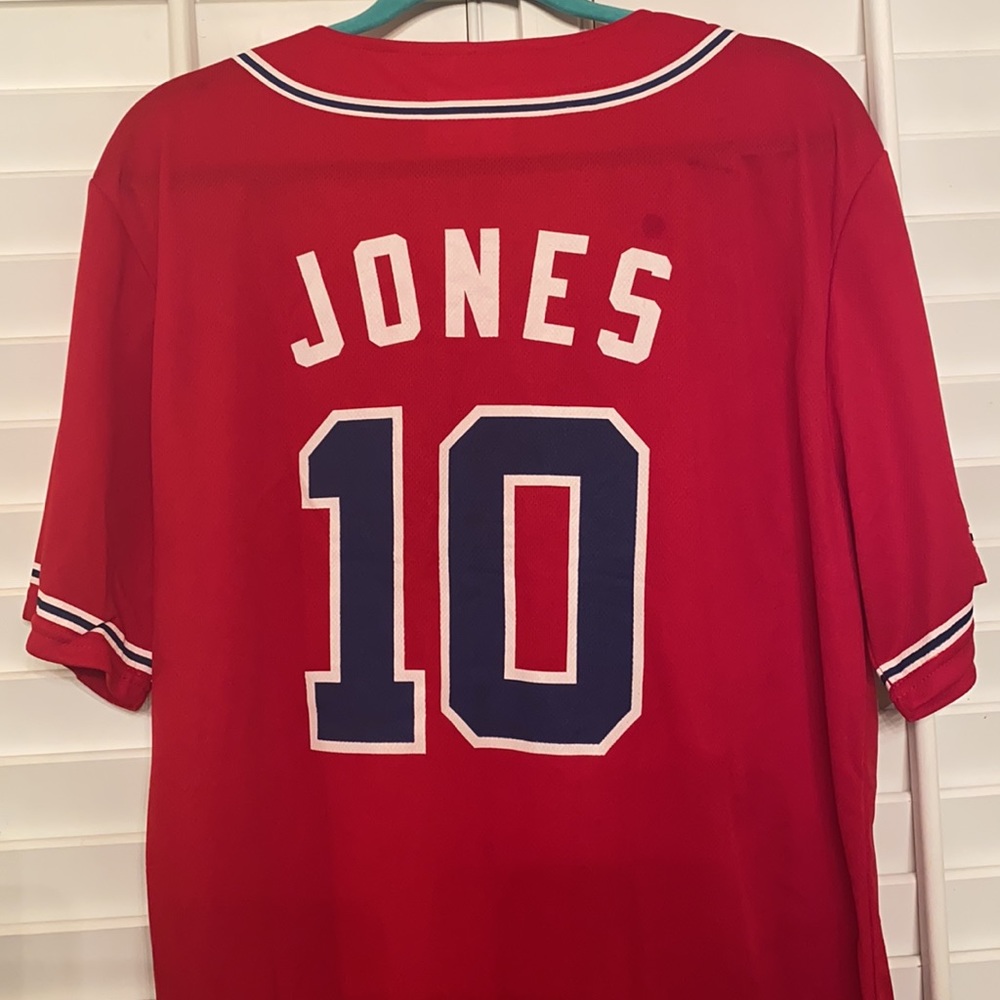 Atlanta Braves #10 Chipper Jones Jersey - Picture 3 of 5